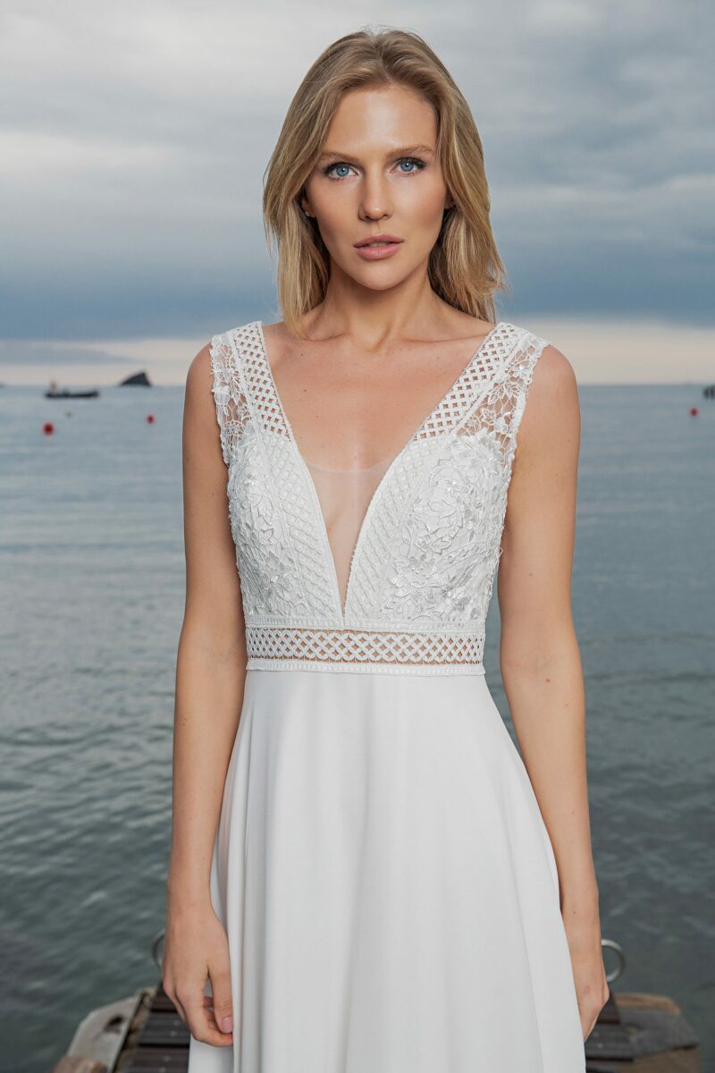 Langes Standesamtkleid Ivory Kollektion 2020 A7203 2 Fashion Queen GmbH