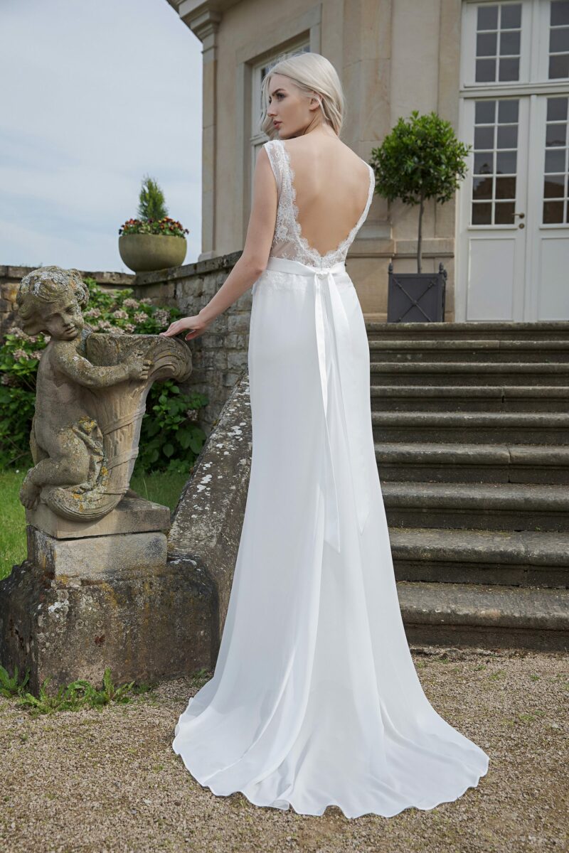 Langes Standesamtkleid Ivory Kollektion 2020 A7205 2 Fashion Queen GmbH