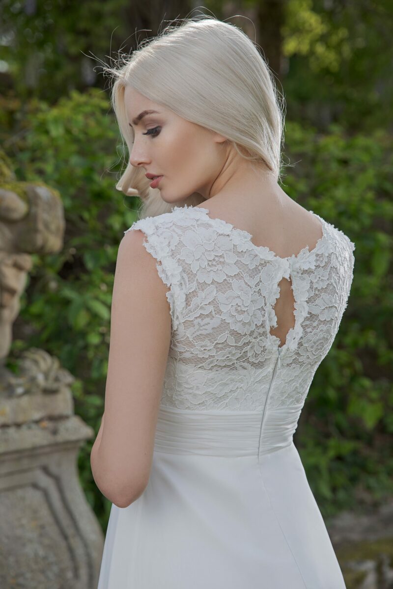 Langes Standesamtkleid Ivory Kollektion 2020 A7227 1 Fashion Queen GmbH