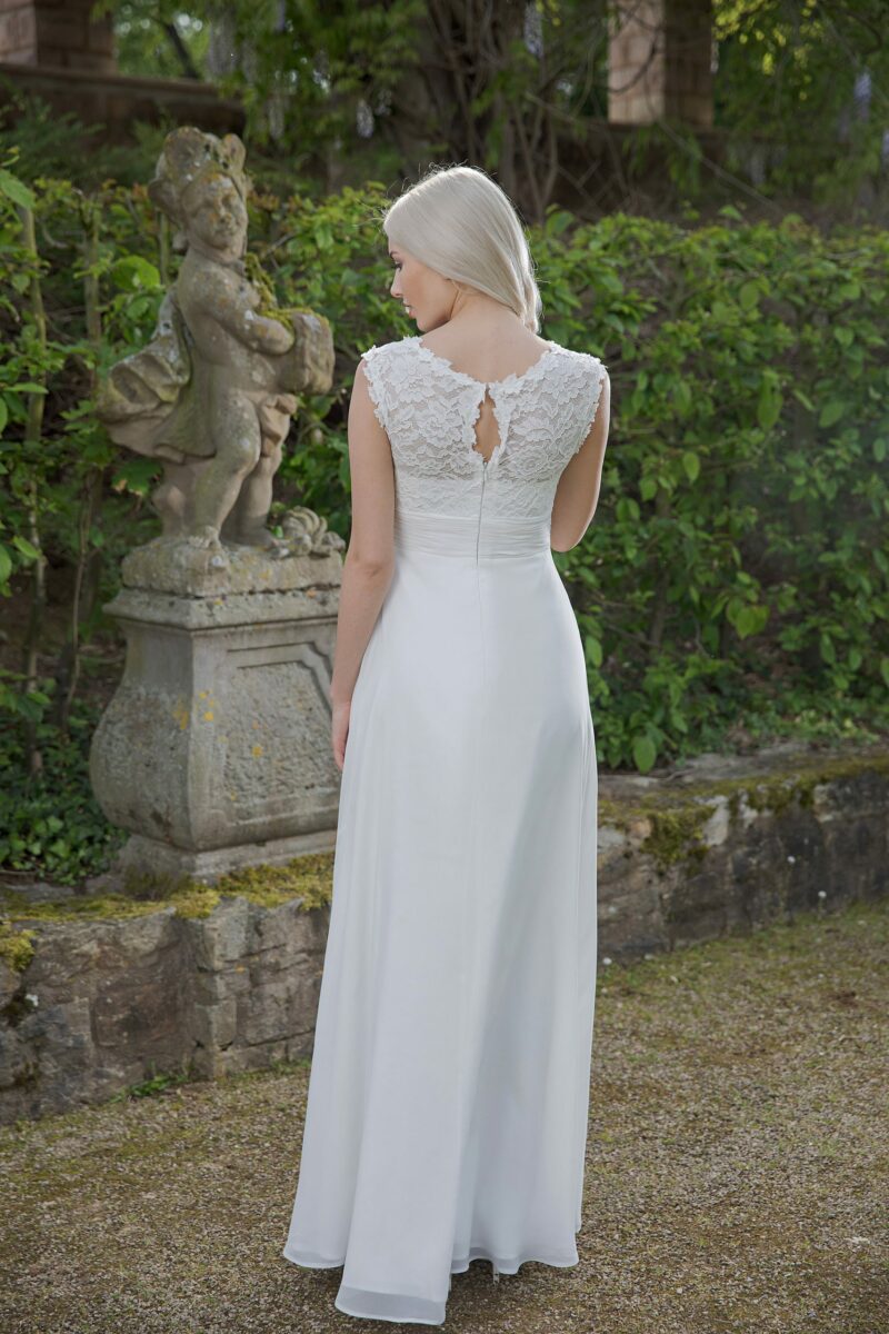 Langes Standesamtkleid Ivory Kollektion 2020 A7227 2 Fashion Queen GmbH