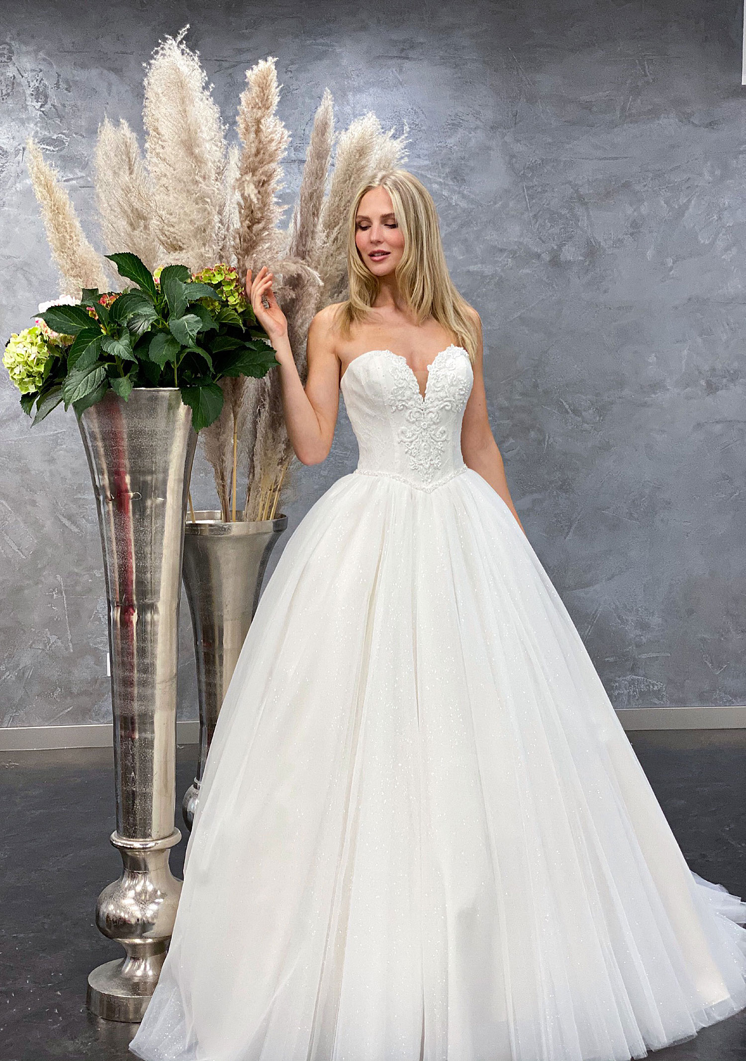 Amera Vera 2021 Brautkleid B2108 1 Hochzeitskleid Kollektion 2021