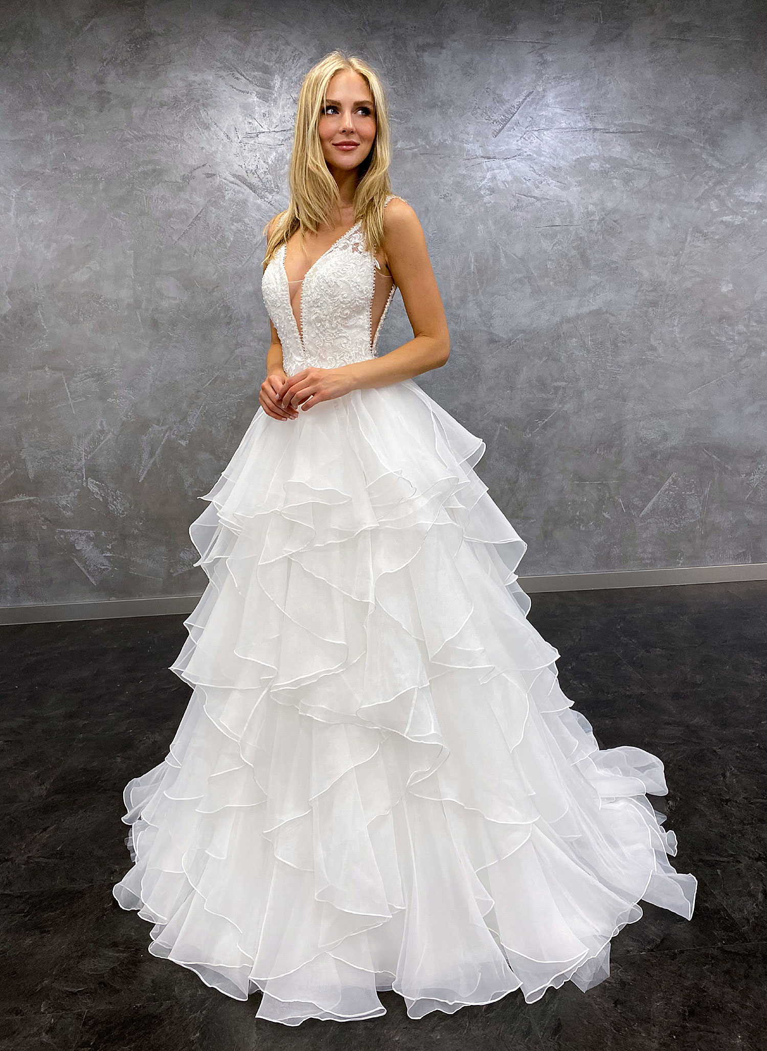 AnnAngelex 2021 Brautkleid B2181 3 Hochzeitskleid Kollektion 2021