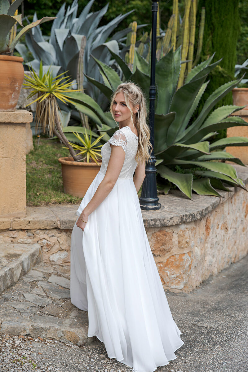Standesamtkleid 2022 A7311 5 Fashion Queen GmbH