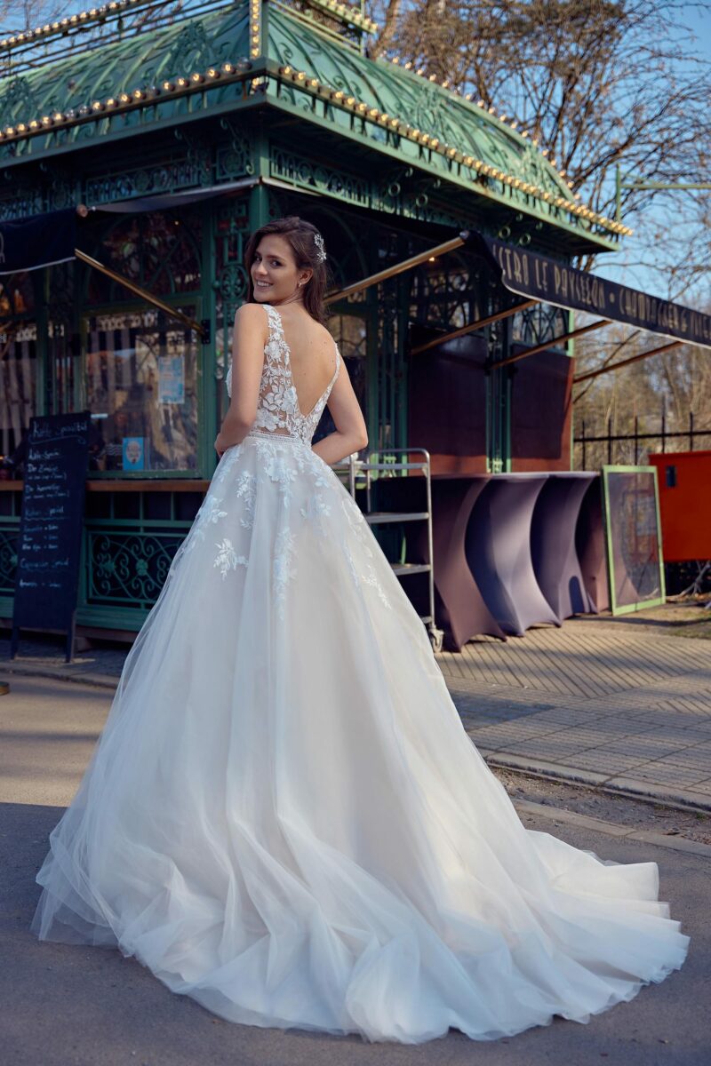 Amera Vera 2023 Brautkleid B2305 (3) Fashion Queen GmbH