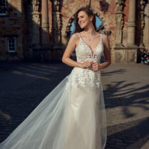 Amera Vera 2023 Brautkleid B2307 (2) Fashion Queen GmbH