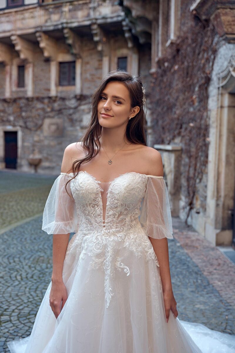 Amera Vera 2023 Brautkleid B2310 (2) Fashion Queen GmbH