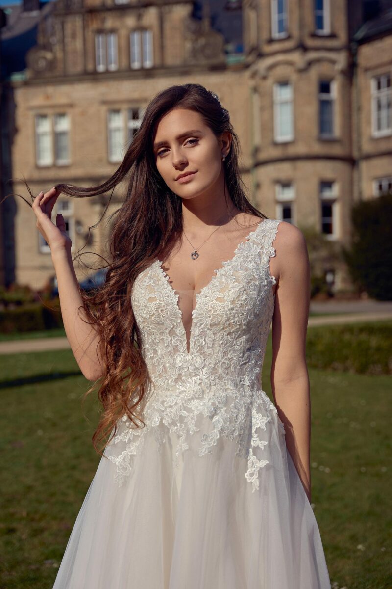 Amera Vera 2023 Brautkleid B2311 (2) Fashion Queen GmbH