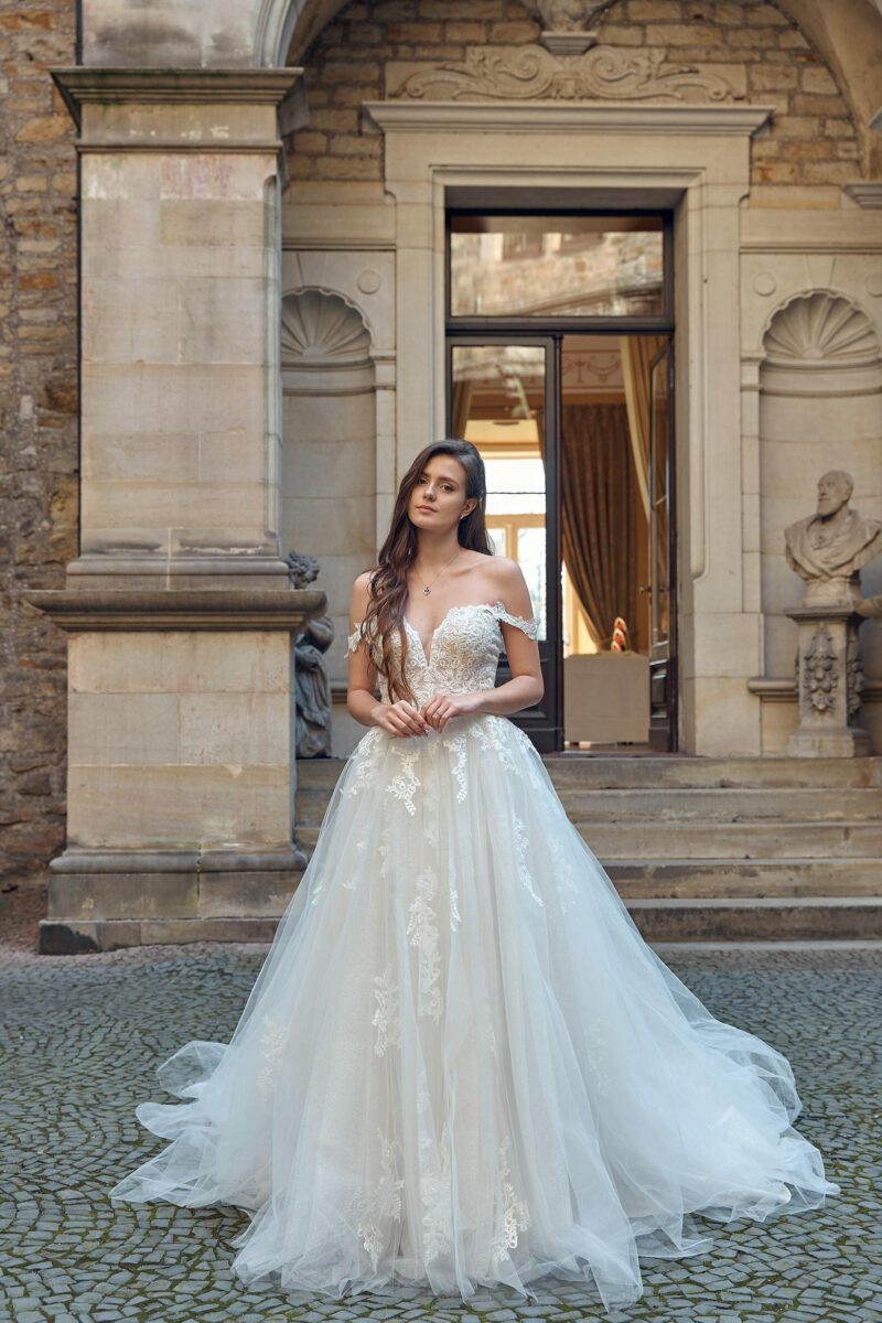Amera Vera 2023 Brautkleid B2317 (1) Fashion Queen GmbH
