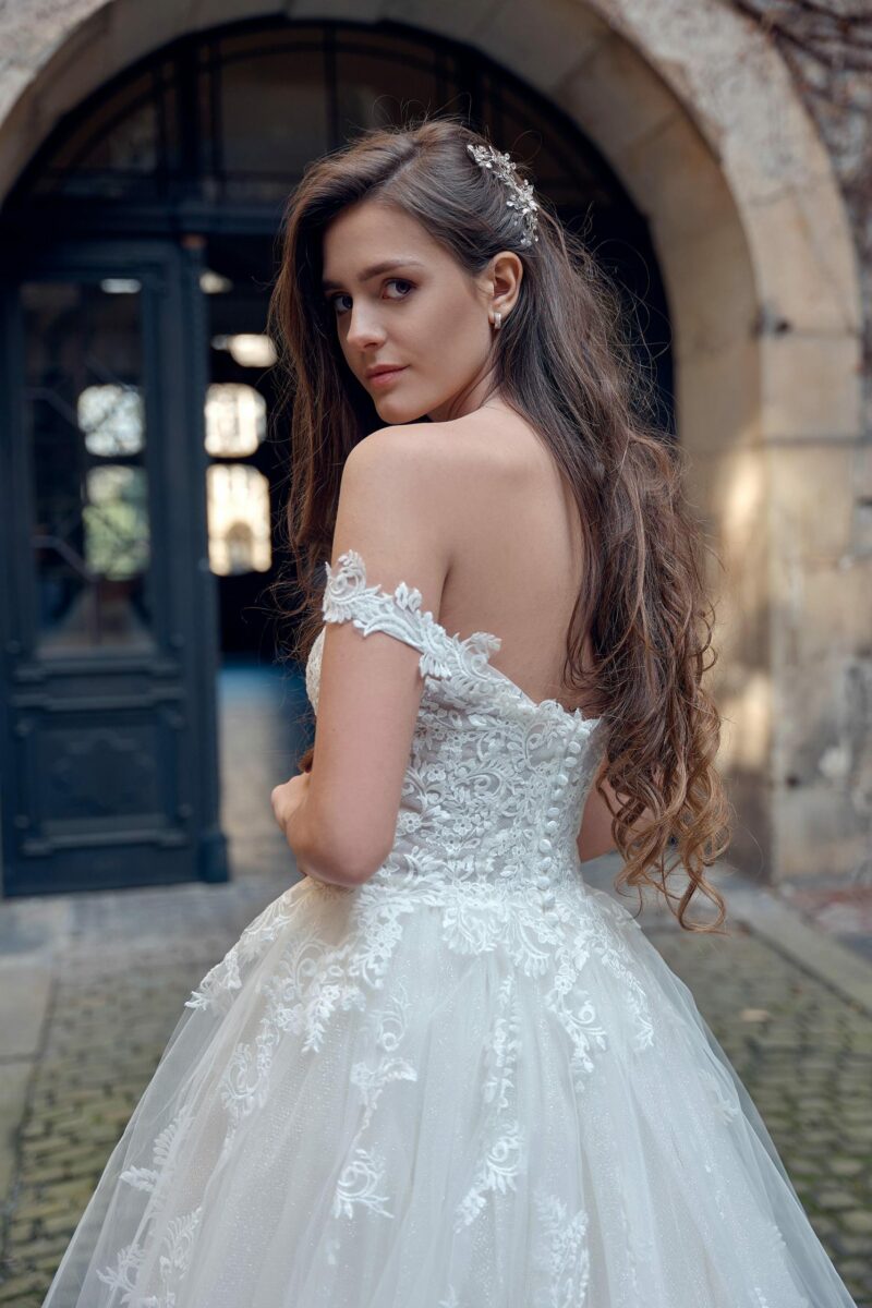 Amera Vera 2023 Brautkleid B2317 (4) Fashion Queen GmbH