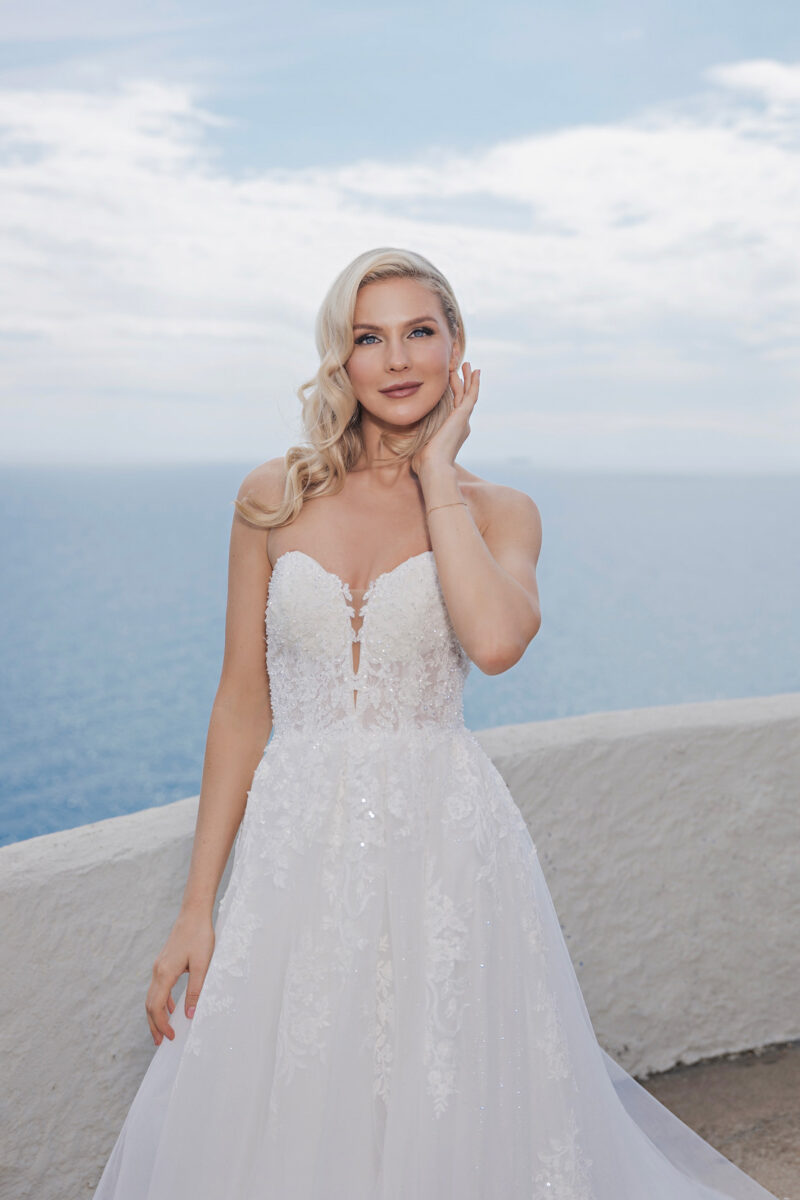 Amera Vera Brautkleid B2408 (3) Amera Vera Brautmode Kollektion 2024