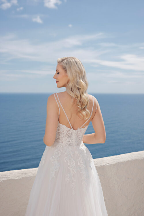 Amera Vera Brautkleid B2411 (3) Amera Vera Brautmode Kollektion 2024