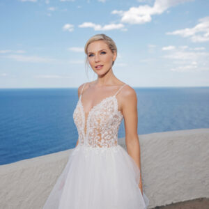 Amera Vera Brautkleid B2419 (1) Amera Vera Brautmode Kollektion 2024