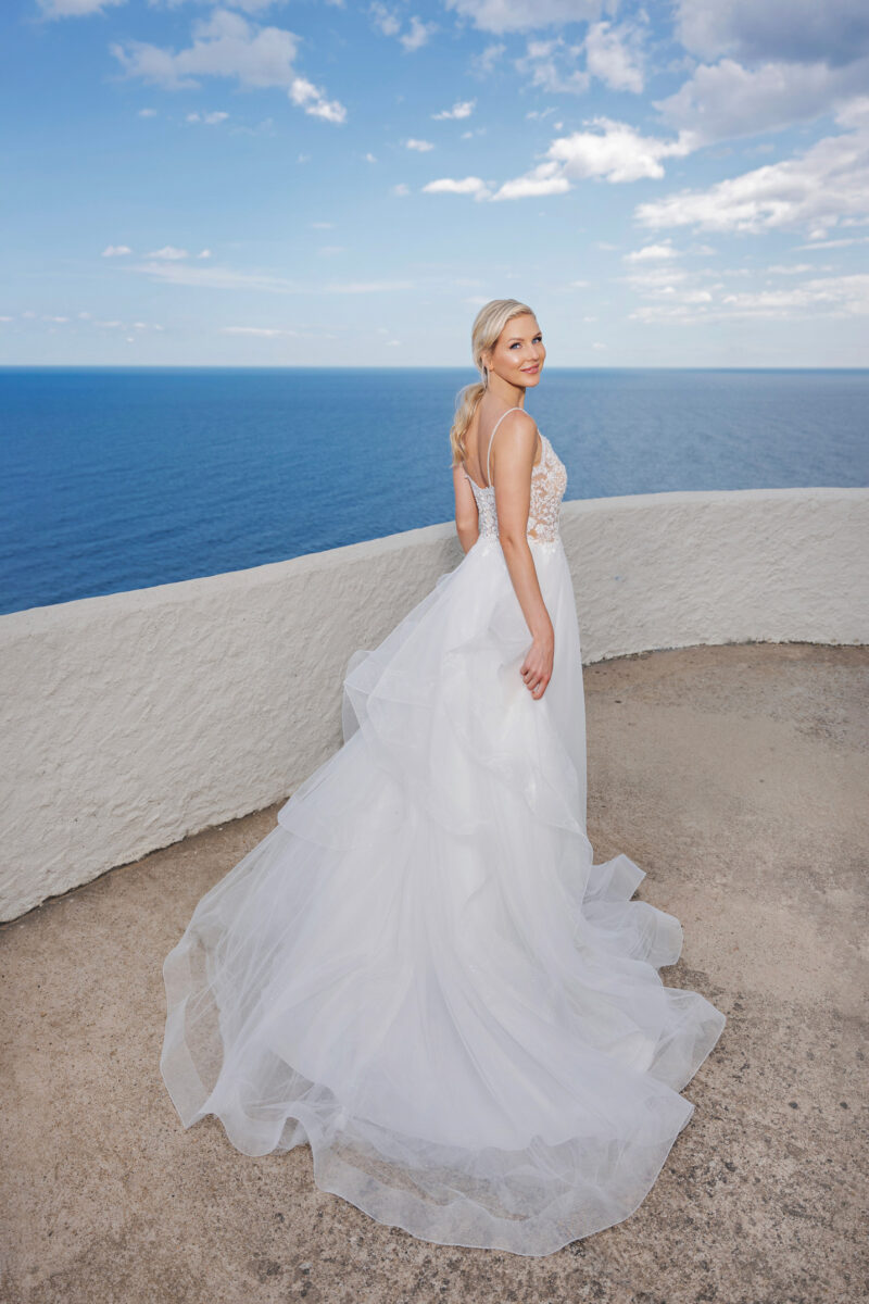 Amera Vera Brautkleid B2419 (3) Amera Vera Brautmode Kollektion 2024