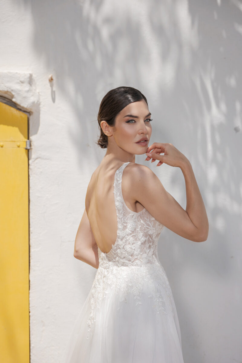 AnnAngelex Brautkleid B2452 (4) AnnAngelex Brautmode Kollektion 2024