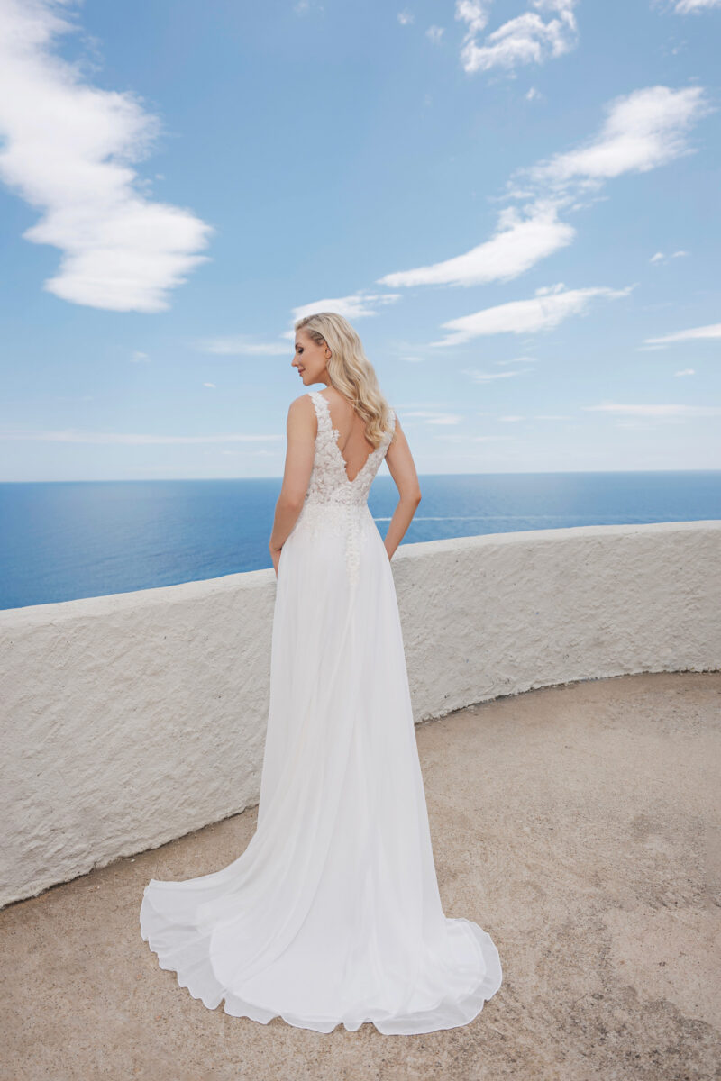 Fevronia Brautkleid AM115 (3) Fevronia Brautmode Kollektion 2024