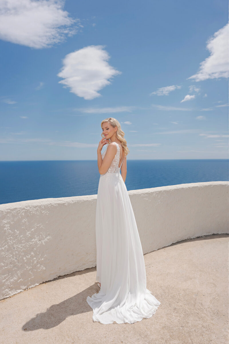 Fevronia Brautkleid AM120 (3) Fevronia Brautmode Kollektion 2024