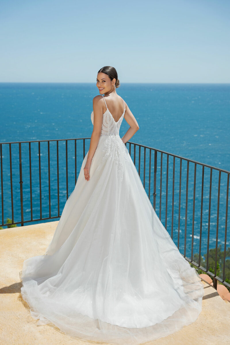 Miss Beautiful Bride Brautkleid MGB102 (3) Miss Beautiful Bride Brautmode Kollektion 2024