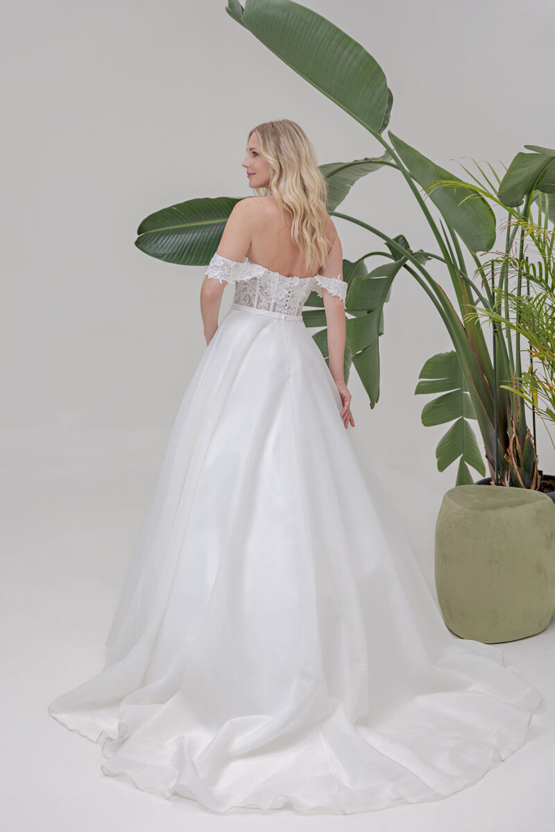 Amera Vera Kollektion 2025 Brautkleid B2509 (3) Fashion Queen