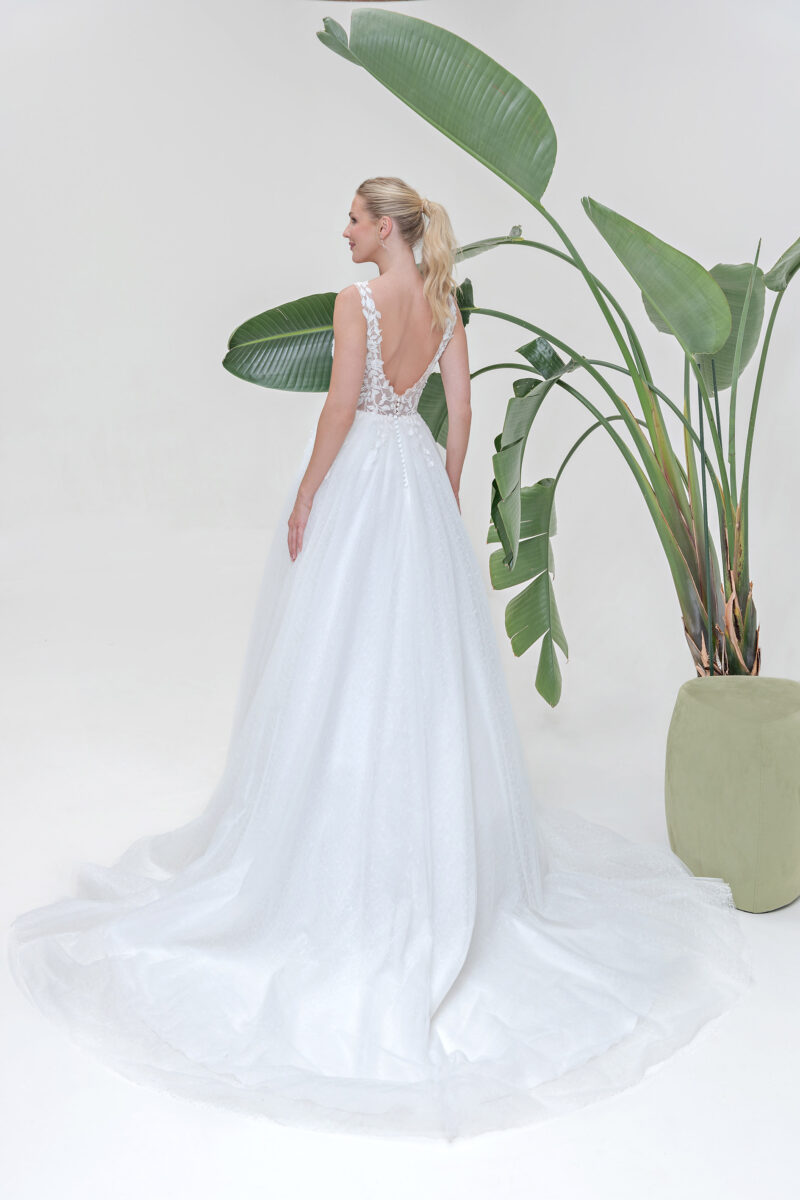 Amera Vera Kollektion 2025 Brautkleid B2510 (3) Fashion Queen