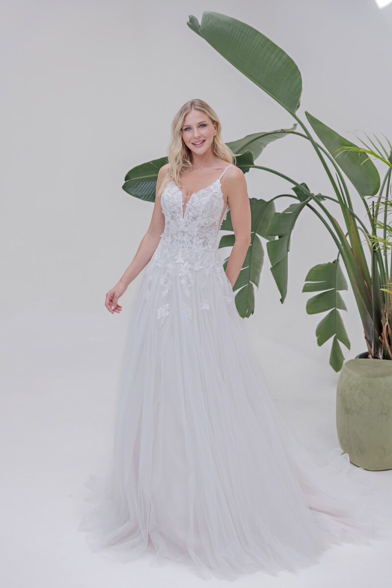 Amera Vera Kollektion 2025 Brautkleid B2516 (1) Fashion Queen