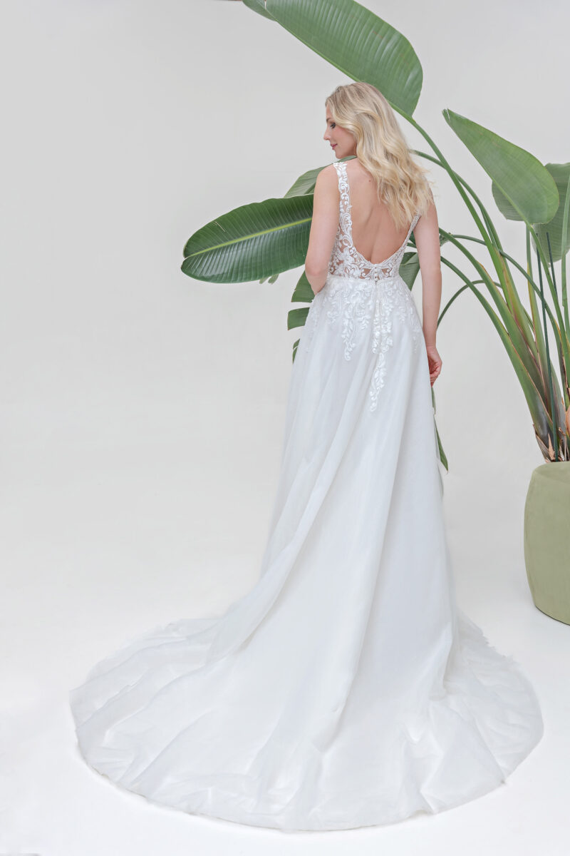 Amera Vera Kollektion 2025 Brautkleid B2530 (3) Fashion Queen