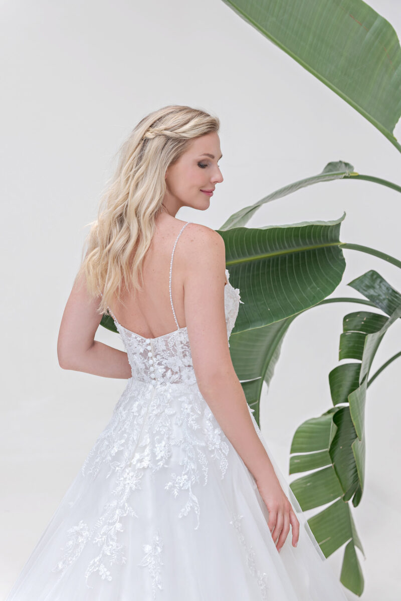 Amera Vera Kollektion 2025 Brautkleid B2531 (4) Fashion Queen