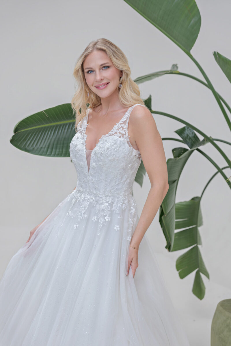 Amera Vera Kollektion 2025 Brautkleid B2535 (2) Fashion Queen