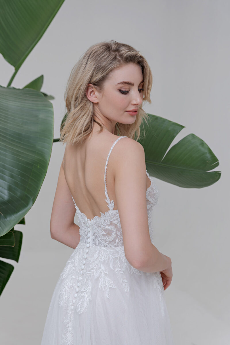 Fevronia Kollektion 2025 Brautkleid AM131 (4) Fashion Queen