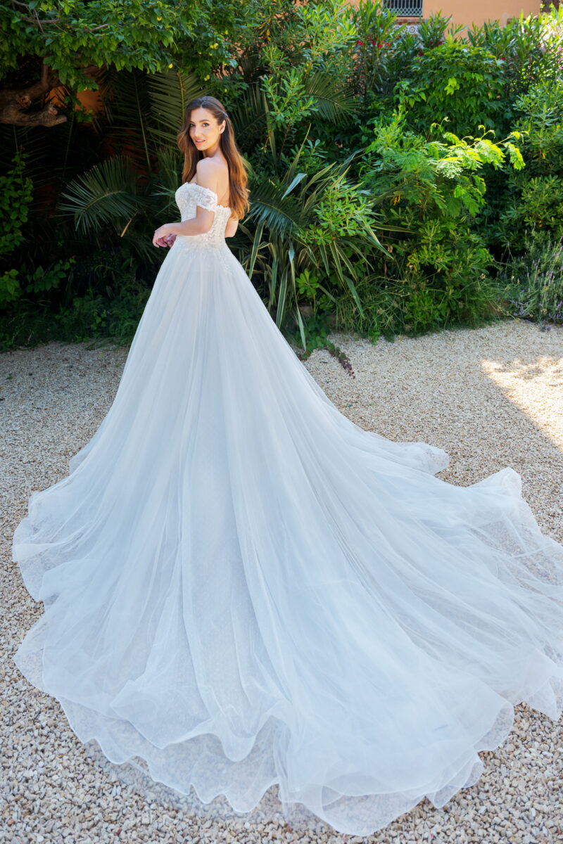 Amera Vera Kollektion 2026 Brautkleid B2615 (3) Fashion Queen