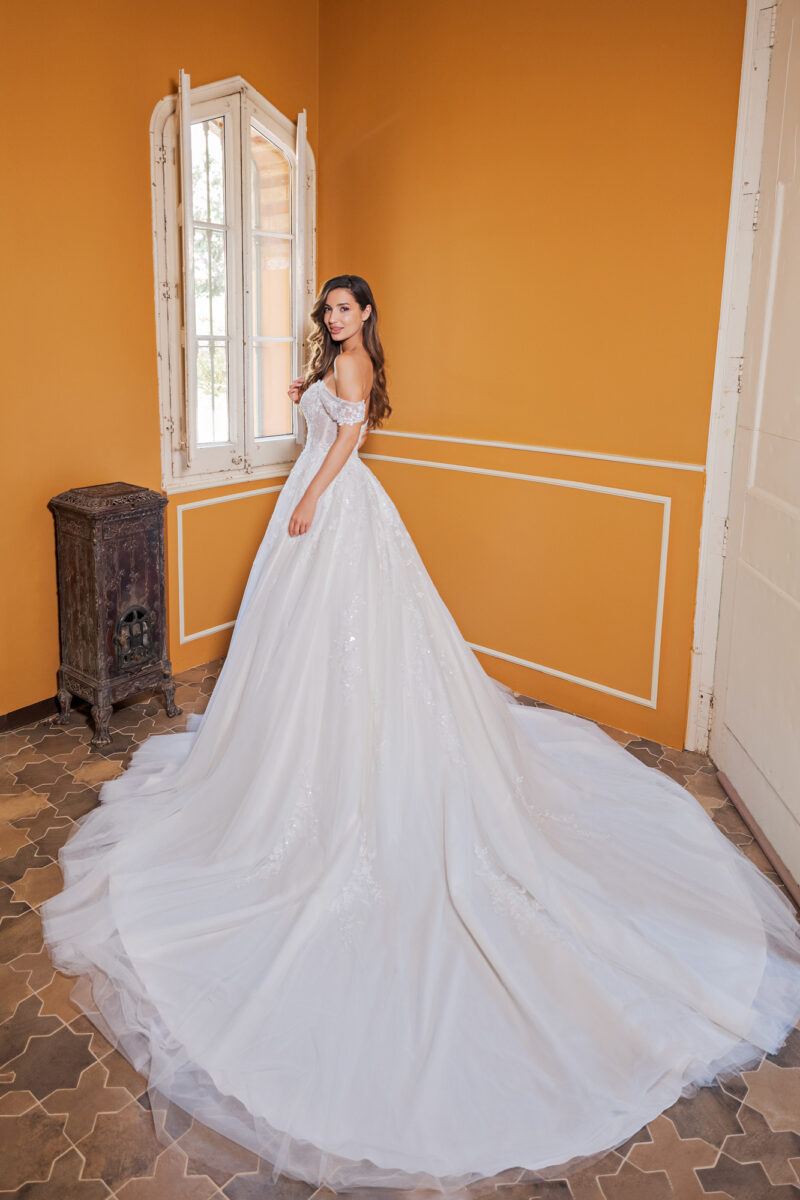 Amera Vera Kollektion 2026 Brautkleid B2624 (2) Fashion Queen