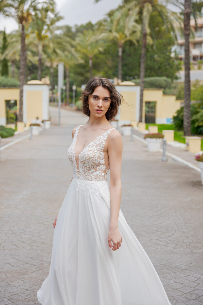 Fevronia Kollektion 2026 Brautkleid AM141 (2) Fashion Queen