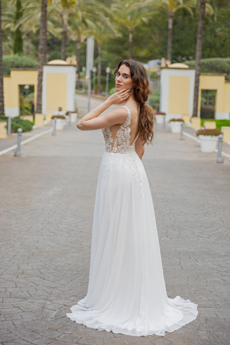 Fevronia Kollektion 2026 Brautkleid AM141 (3) Fashion Queen