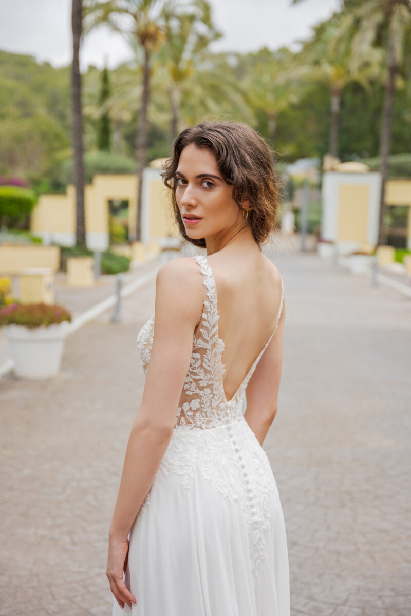 Fevronia Kollektion 2026 Brautkleid AM141 (4) Fashion Queen