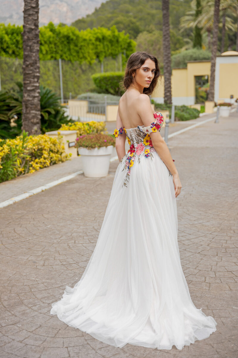 Fevronia Kollektion 2026 Brautkleid AM145 (4) Fashion Queen