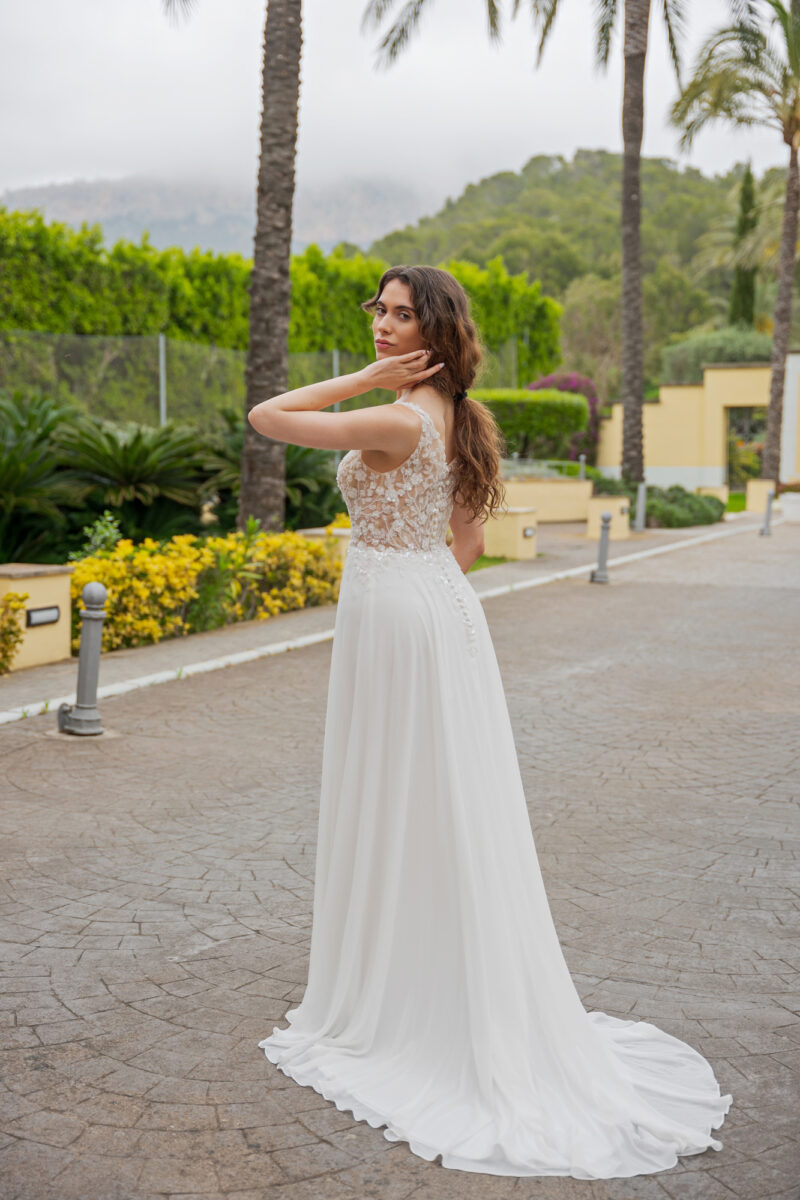 Fevronia Kollektion 2026 Brautkleid AM146 (3) Fashion Queen