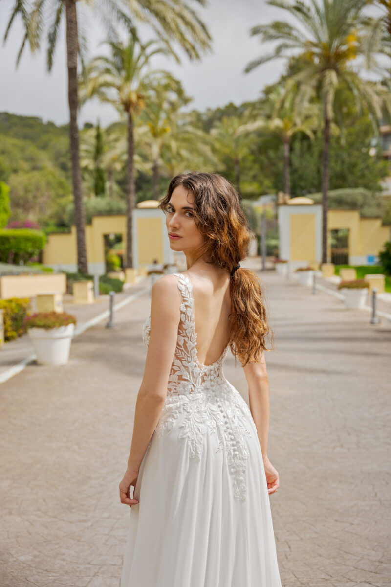 Fevronia Kollektion 2026 Brautkleid AM147 (4) Fashion Queen