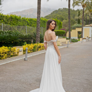 Fevronia Kollektion 2026 Brautkleid AM148 (3) Fashion Queen