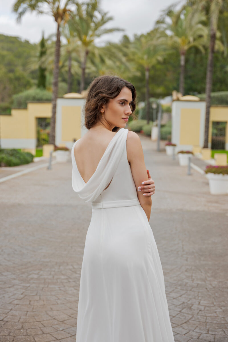 Fevronia Kollektion 2026 Brautkleid AM150 (3) Fashion Queen