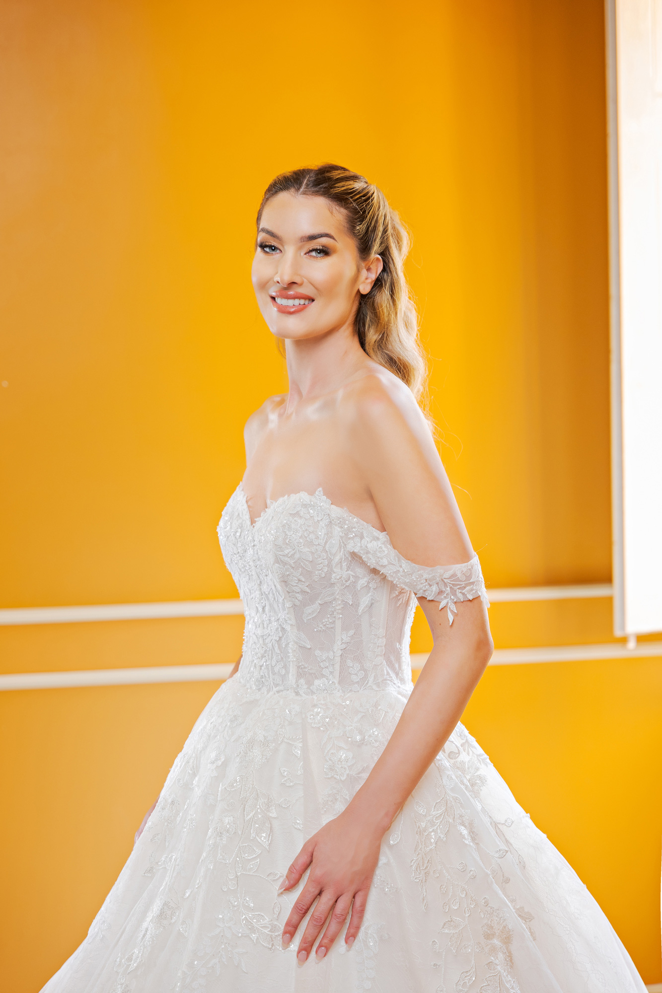 Miss Beautiful Bride Kollektion 2026 Brautkleid Umstandskleid MGB261 (2) Fashion Queen