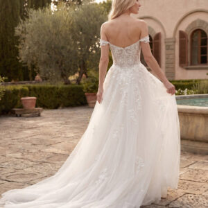 Amera Vera Kollektion 2027 Brautkleid B2618 (4) Fashion Queen