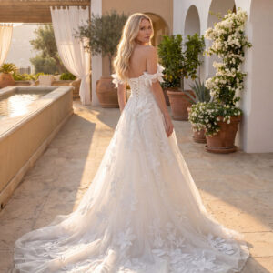 Amera Vera Kollektion 2027 Brautkleid B2704 (3) Fashion Queen