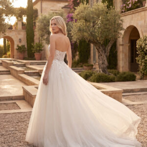 Amera Vera Kollektion 2027 Brautkleid B2726 (3) Fashion Queen