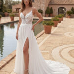 Amera Vera Light Kollektion 2027 Brautkleid AL166 (2) Fashion Queen